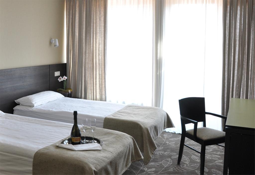 Hotel Babilonas Kaunas Phòng bức ảnh