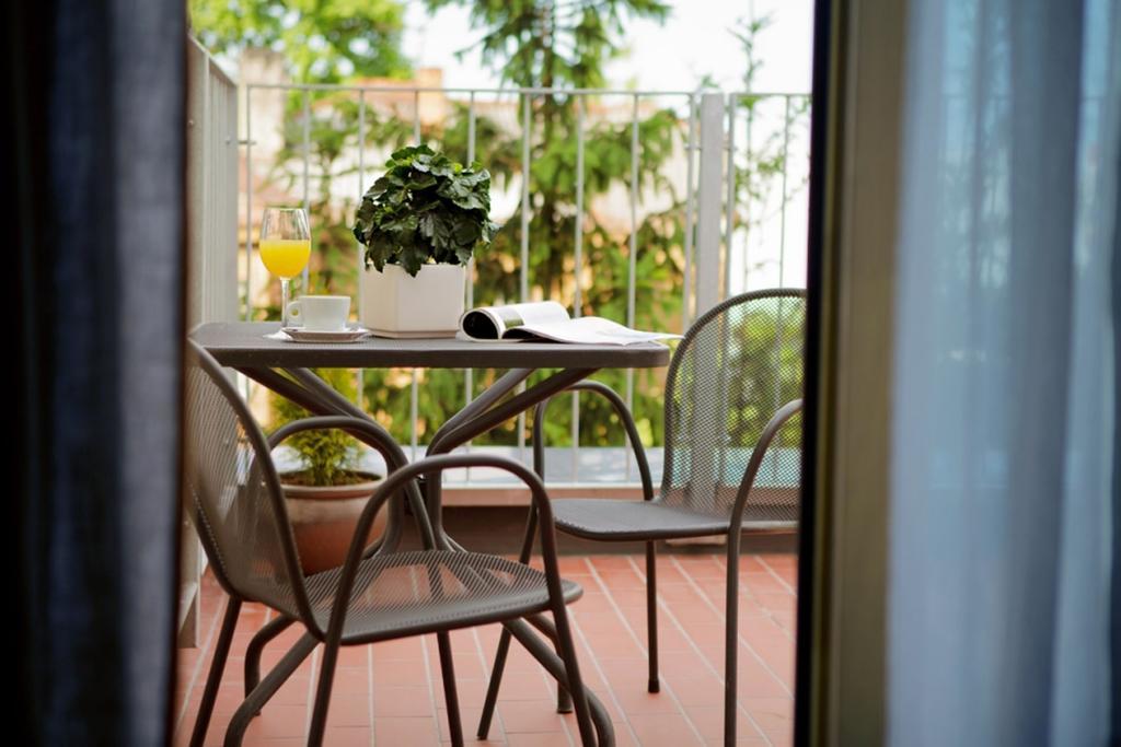 Hotel Babilonas Kaunas Ngoại thất bức ảnh